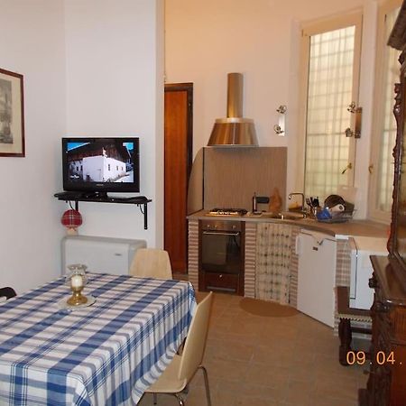 Vivilo Collection - Opera Teather Apartment - Very Central Рим Екстериор снимка
