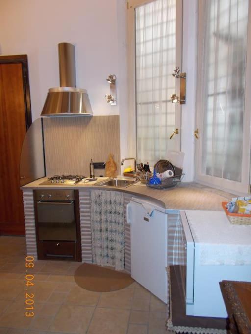 Vivilo Collection - Opera Teather Apartment - Very Central Рим Екстериор снимка
